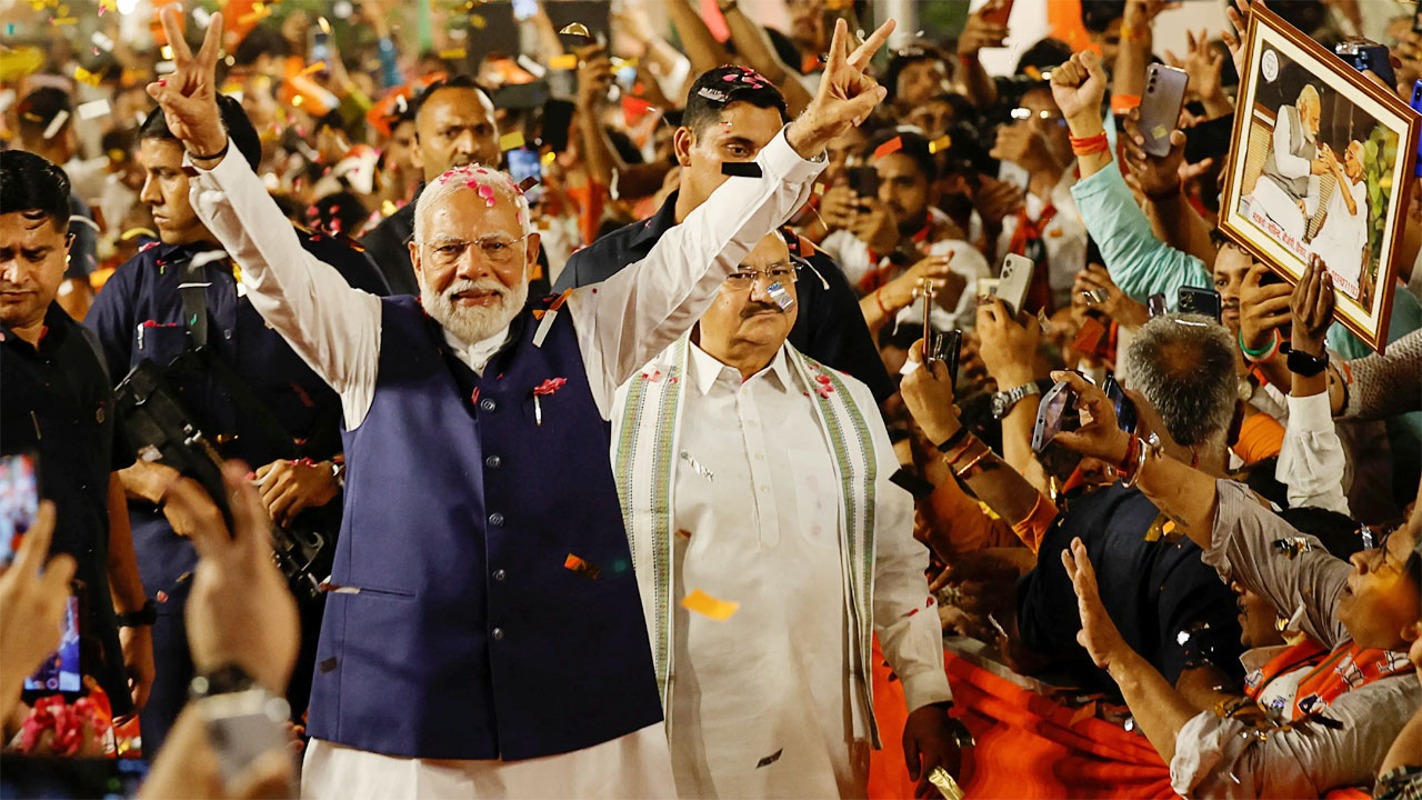 দিল্লিতে ৩২ বছর পর জয়ের সুবাতাস পাচ্ছে বিজেপি