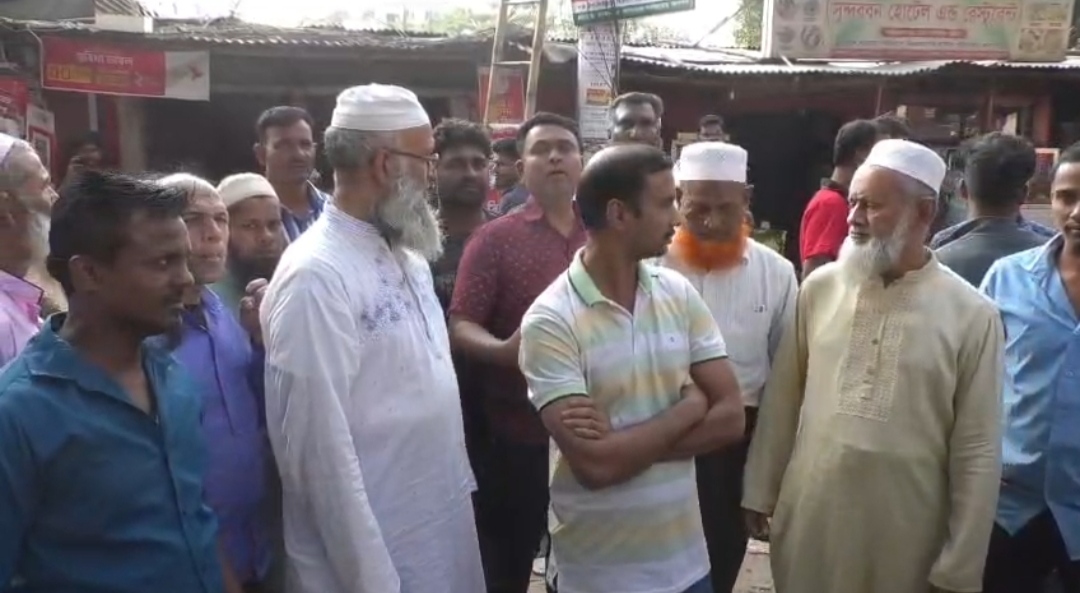 স্থানীয় বিএনপি নেতাদের সুবিধার জন্য বাউনিয়া-বাদালদি সড়কে উন্নয়ন কাজ বাধাগ্রস্ত