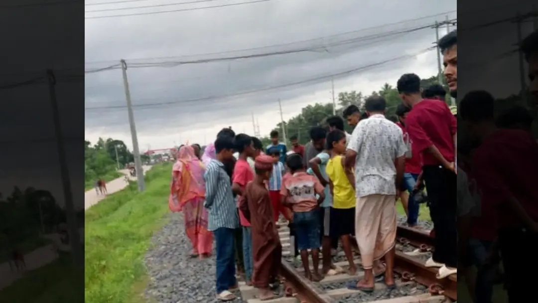টিকটক ভিডিও করতে গিয়ে ট্রেনে কাটা, যুবকের দুই পা ও এক হাত বিচ্ছিন্ন